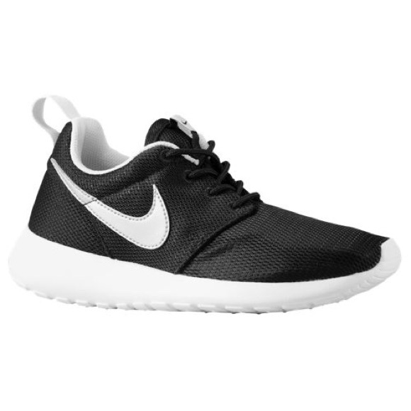 nike roshe one boys